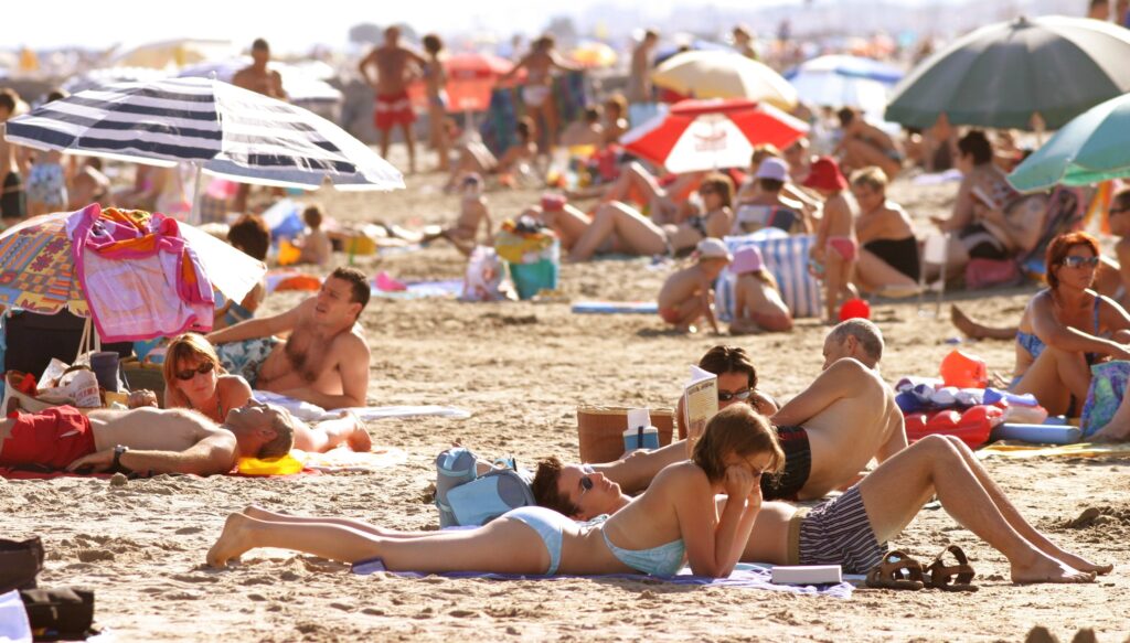ferie vacanze agosto perche