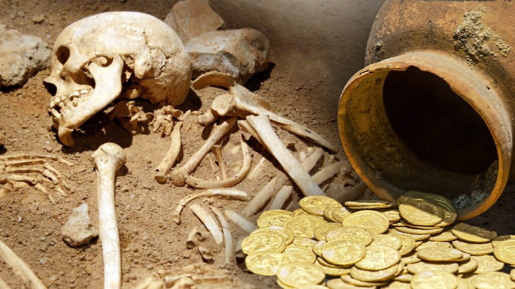 trovati due nuovi scheletri a pompei tesoro monete oro