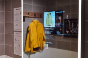Smart mirror, what it is and how an “intelligent” mirror works