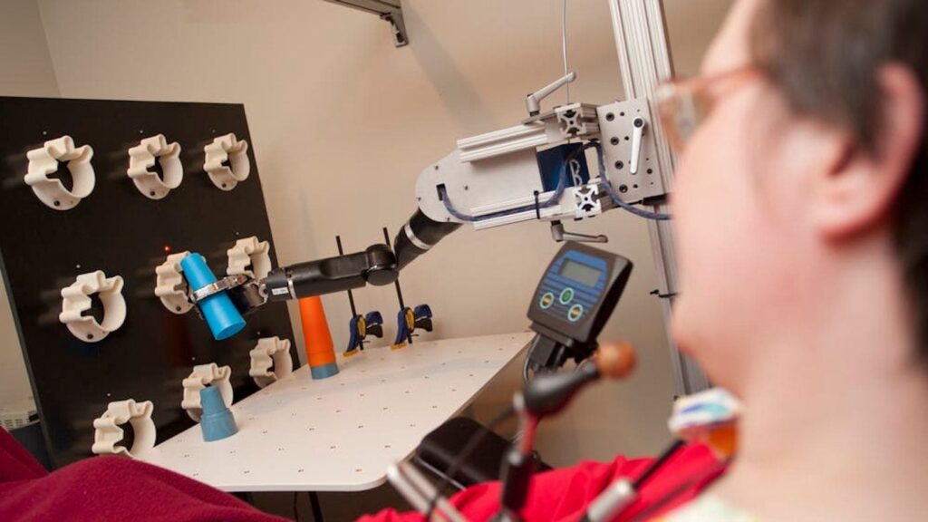 nerualink braccio robotico