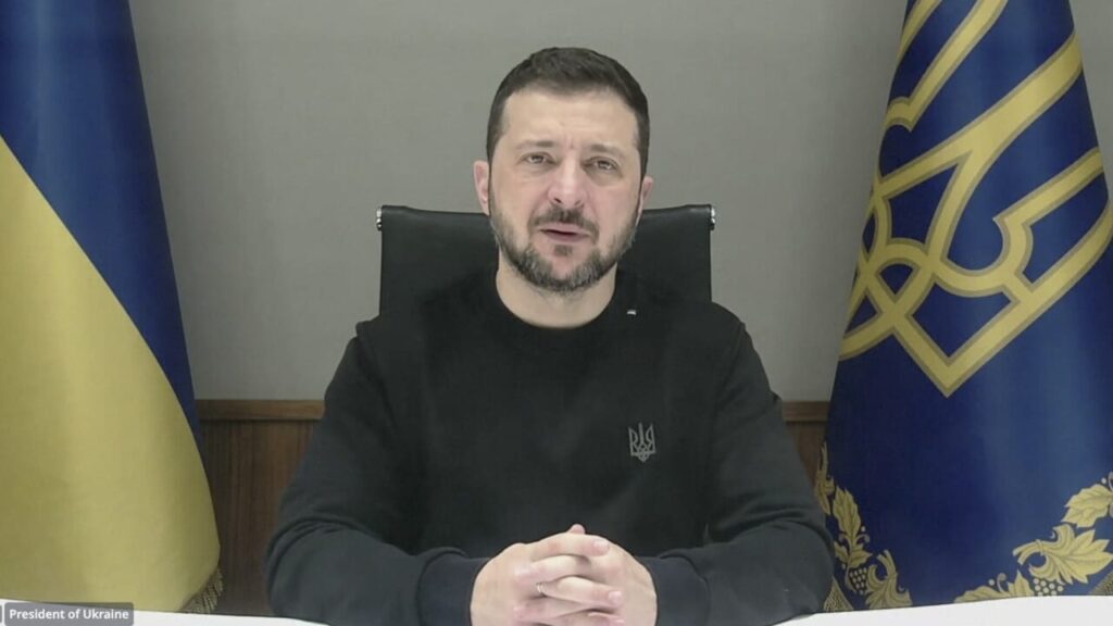 "2025 the year of peace". But Russia is ready to go nuclear