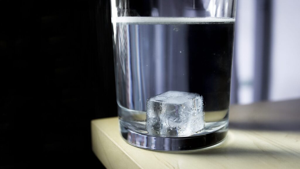 acqua deuterata pesante affonda