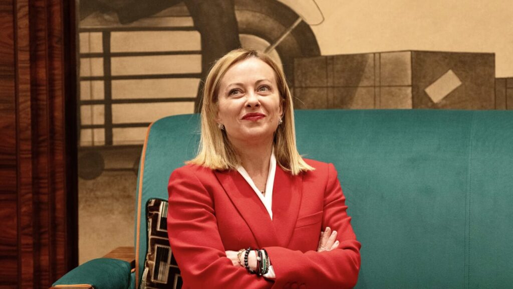 Hitting Meloni save Santanché: the own goal of the red togas