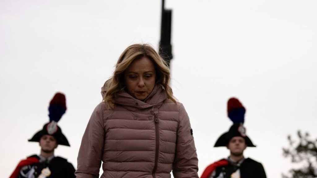 On the left left remains only the battle for the skirts