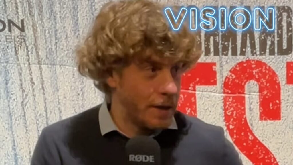 Returning to the east, Lodo Guenzi: "Becoming adults corresponds to becoming idiots"