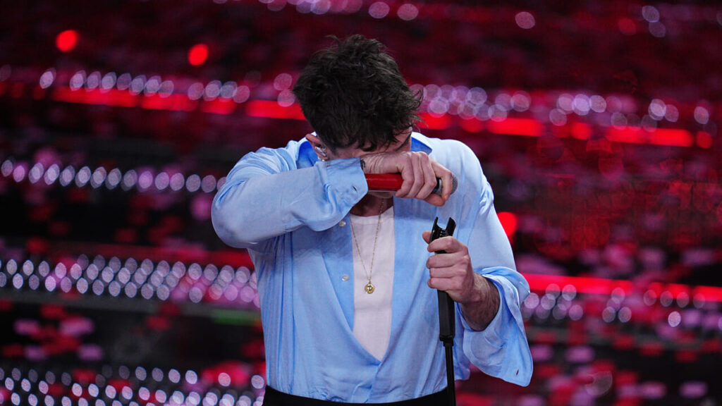 What if there had been a woman instead of Olly's "molesting"?