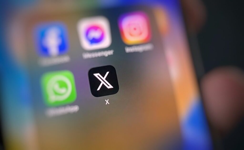 X Twitter è down in tutto il mondo