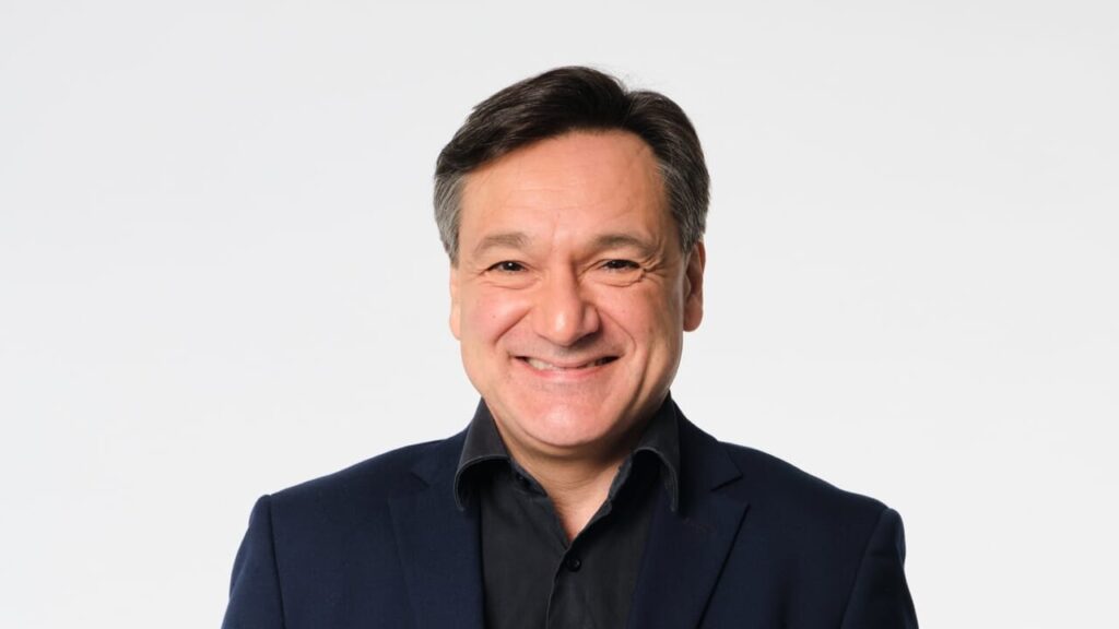 Money Road, the new reality show conducted by Fabio Caressa: how it works and when it comes out