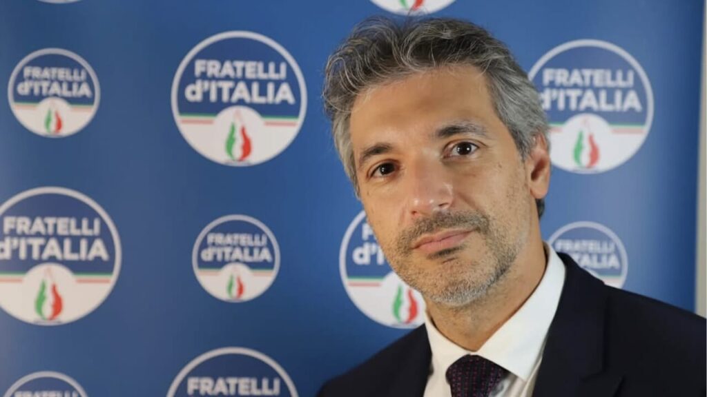 Because Giorgia Meloni has to hunt the honorable of the 5 million to his sister