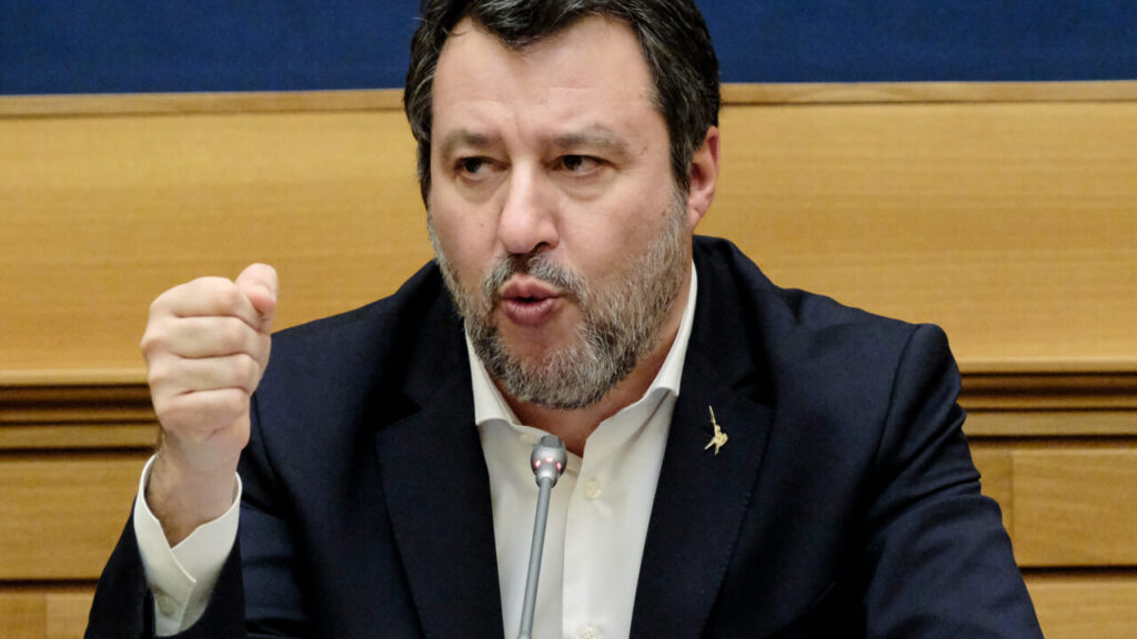 Salvini Ters, the last challenge of the "captain"