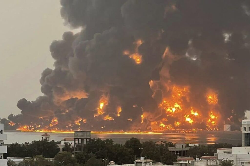 attacco aeroporto tel aviv israele houthi