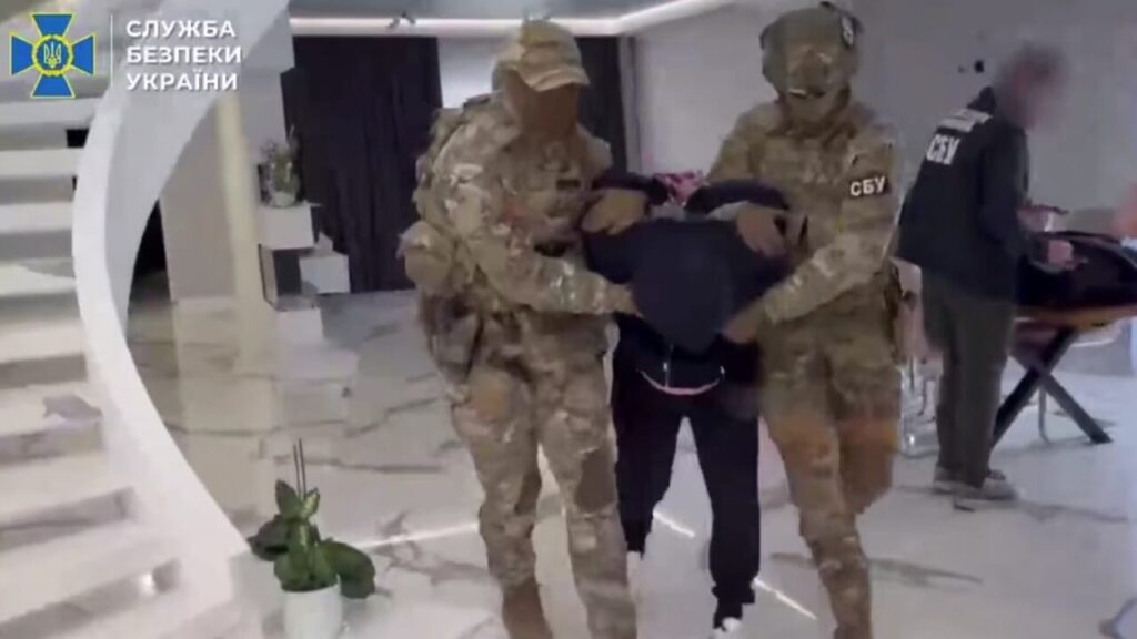 A network of Hungarian spies in Ukraine, Kiev accuses Orban: "They studied a plan to send troops"