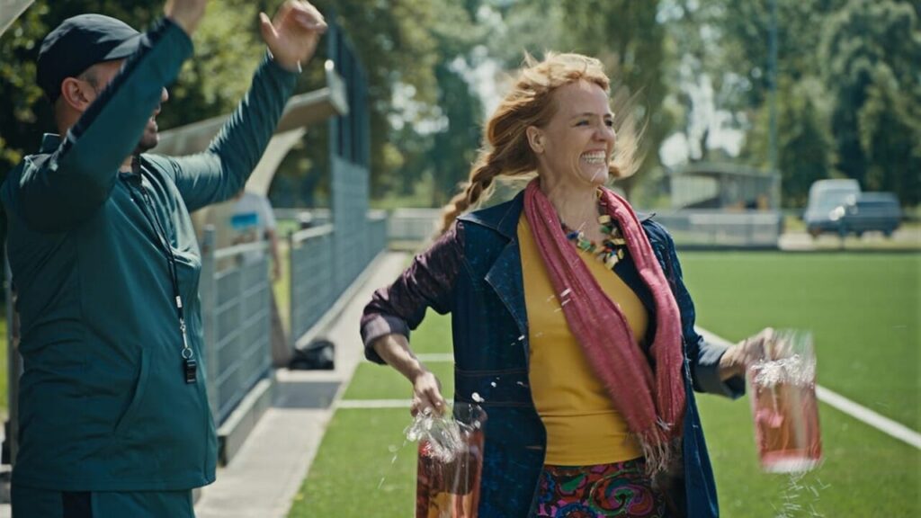 All -field parents: the new comedy Netflix on the "suffocating parents", the plot and when it comes out