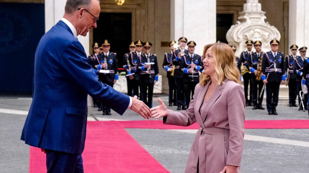 Meloni to Merz: "Italy and Germany United". Then the attack on Macron: "Enough personalisms in Europe"