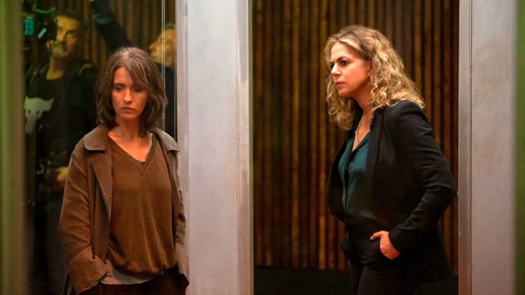 Sara - The woman in the shade: a new crime series with Claudia Gerini arrives on Netflix