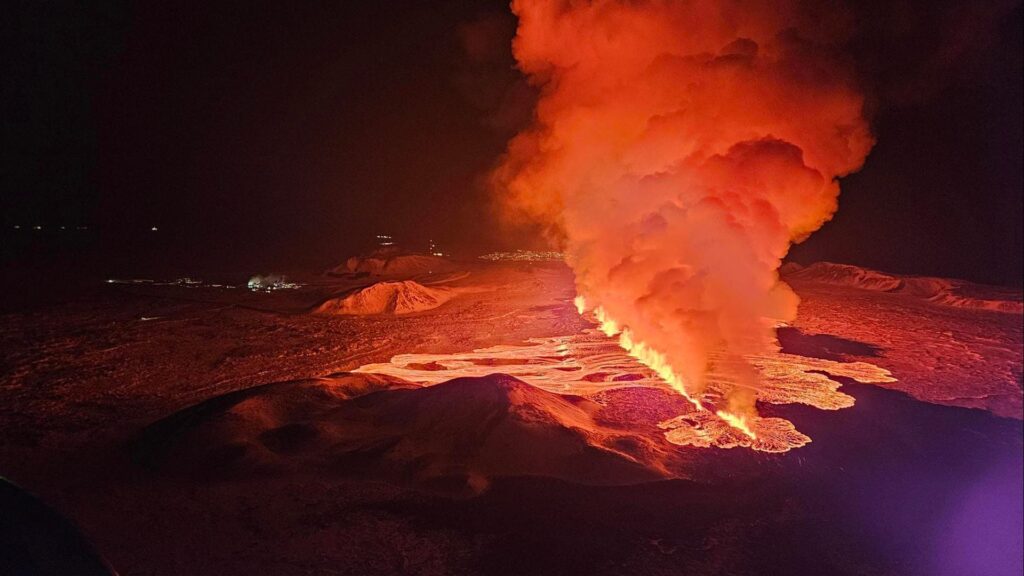 nuova eruzione islanda 8 febbraionuova eruzione islanda 8 febbraio