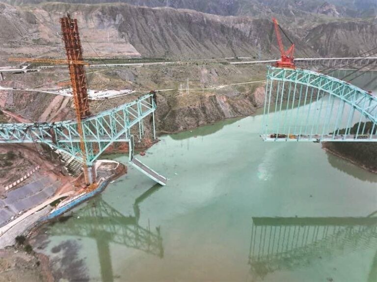 In China a railway bridge is collapsed under construction on the yellow ...