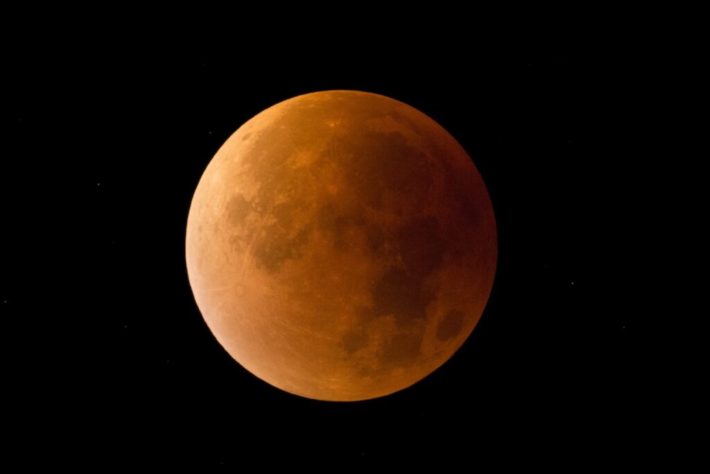 eclissi luna italia
