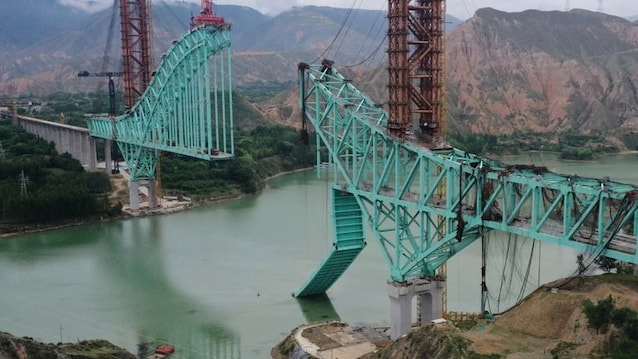 Bridge-Crollato-China