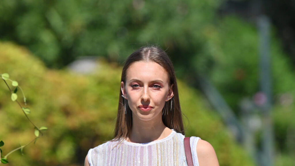 The Martina Strazzer case: ostentatious virtue is always a double -edged sword