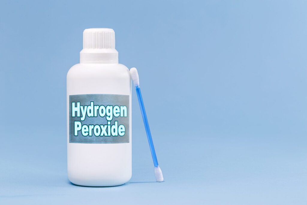What is oxygenated water and what it is for: the main uses of hydrogen peroxide in the house