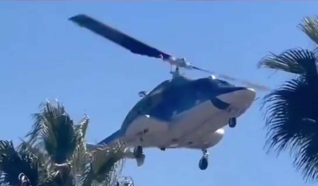 Why the Huntington Beach helicopter in California fell and rotated: the viral video