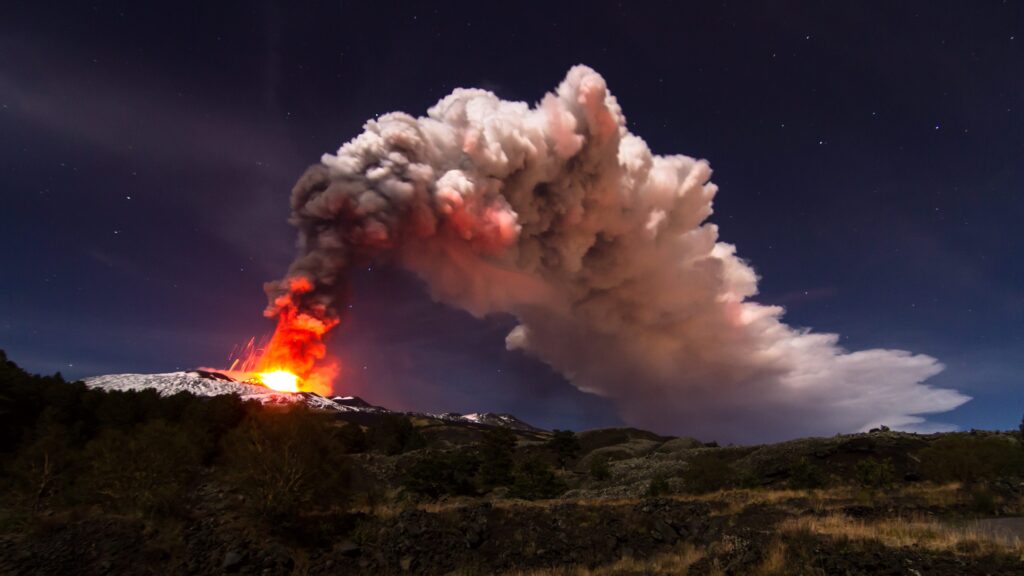Predicting volcanic eruptions with earthquake analysis: the new INGV study on Etna