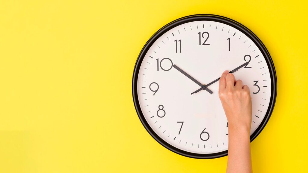 Summer time and solar time, advantages and disadvantages of the time change