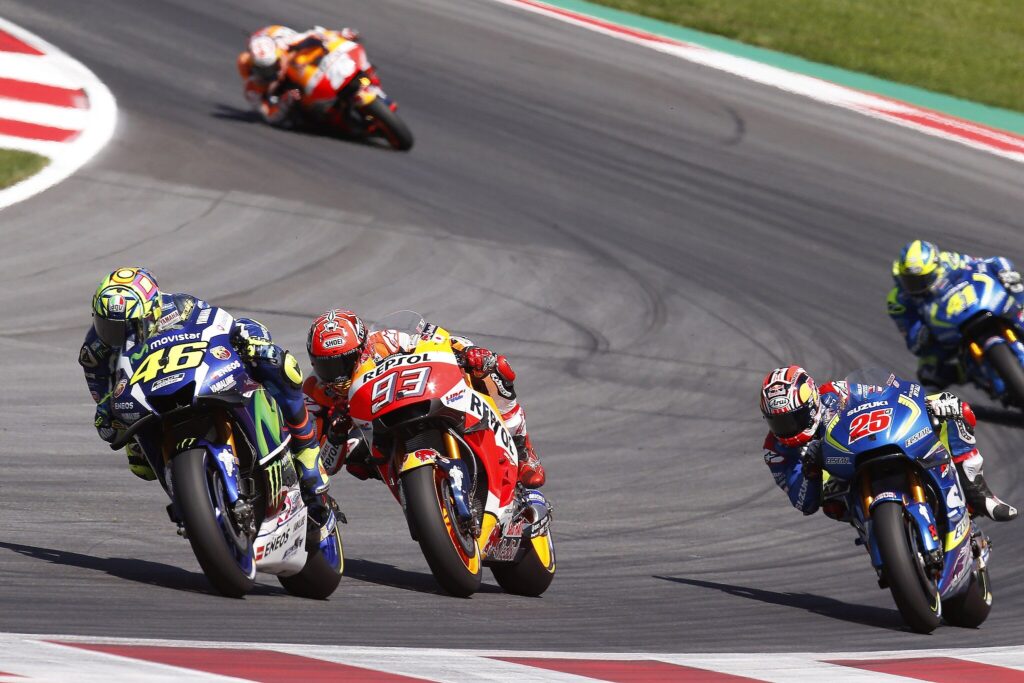 Inside the MotoGP helmet: an engineering sandwich that protects the head at 300 km/h