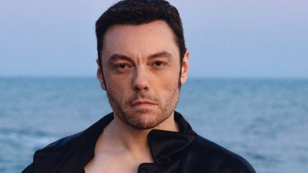 Because in Tiziano Ferro's new album there is everything