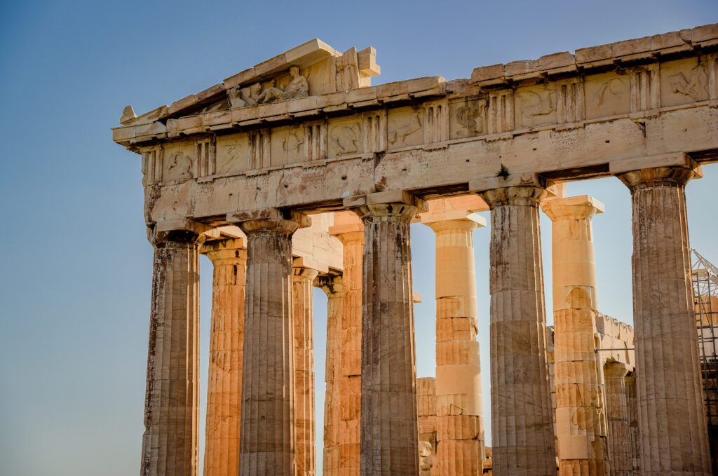 Columns in Greek Temples Are Not Really Straight: What Is Entasis and Why Was It Used