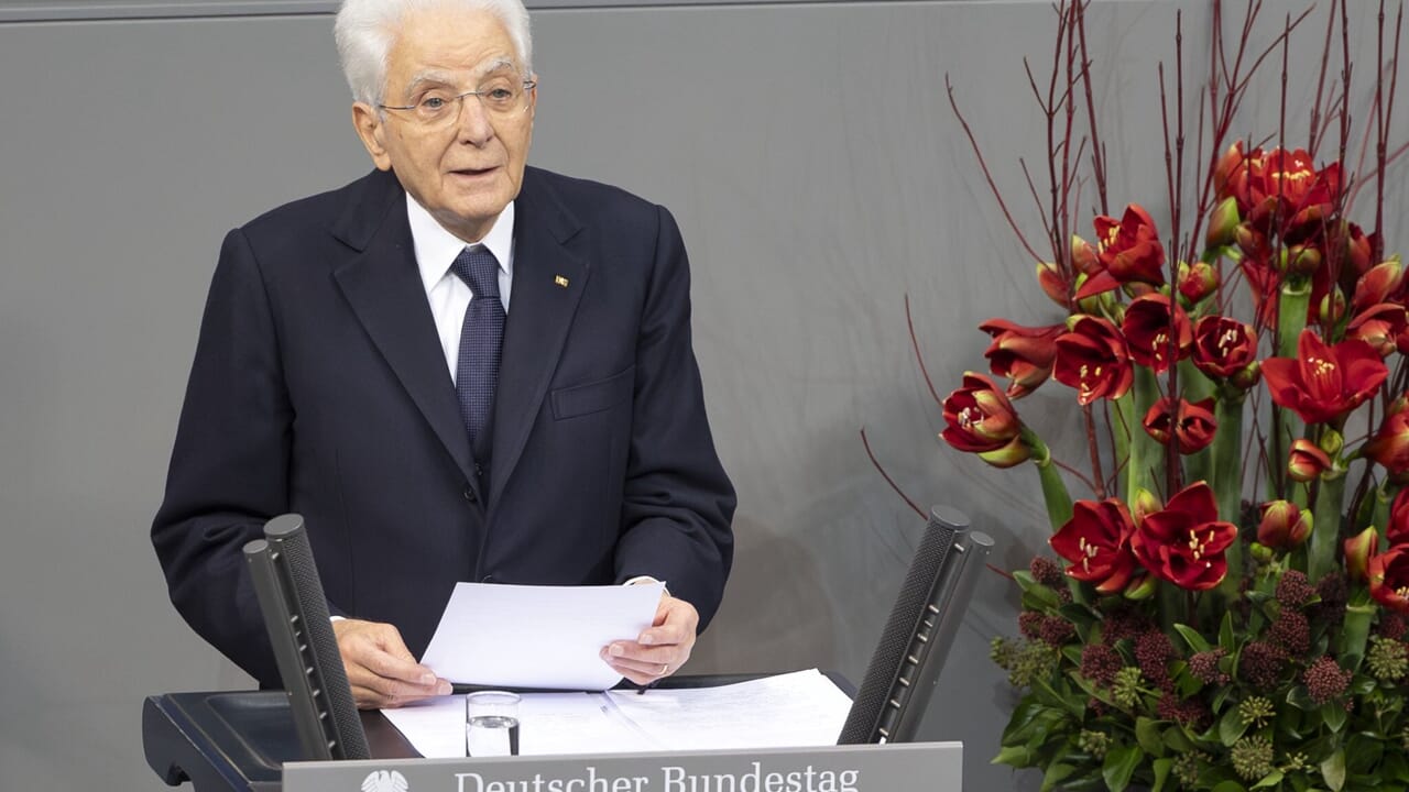 Mattarella at the Bundestag: "Too many bomb-loving Dr. Strangeloves. Those who attack civilians must not go unpunished"