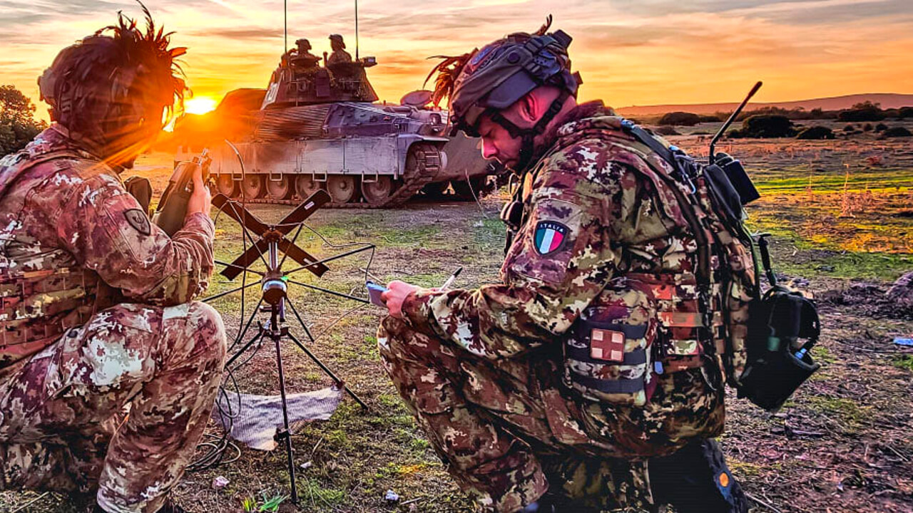 Soldiers free to move in Europe: what is the new military Schengen