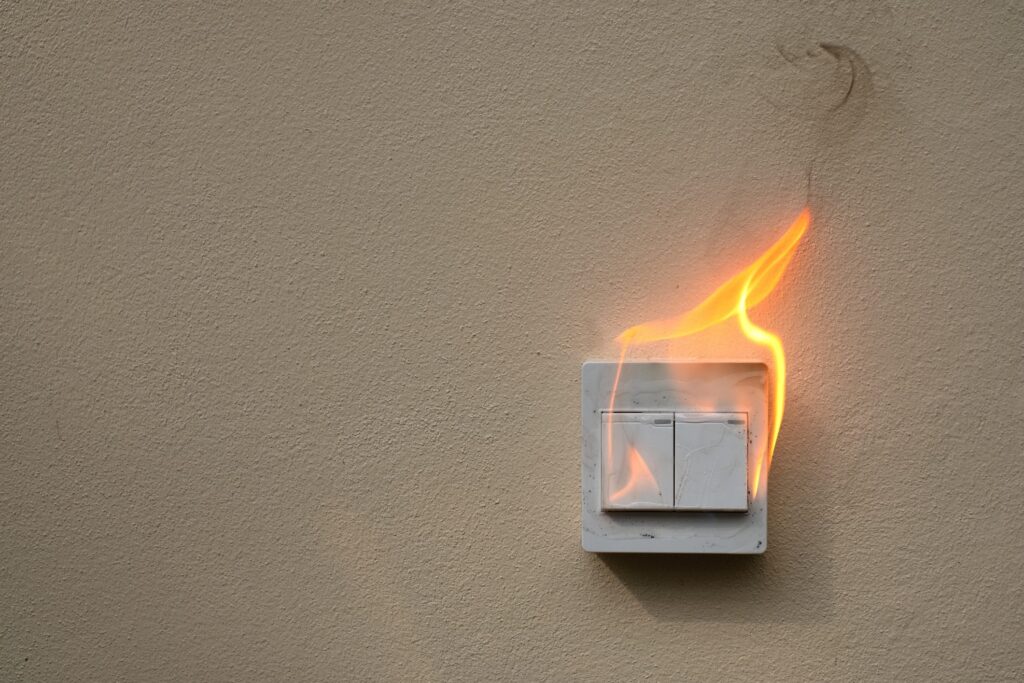 Fire prevention: what to know and what to do to avoid a fire at home