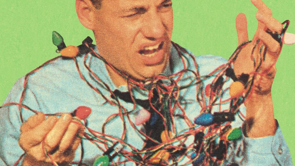 Why Christmas lights always end up knotted: the scientific explanation and the tricks to avoid it