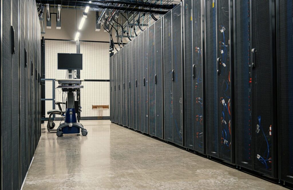 What are data centers, what are they for and how are they made