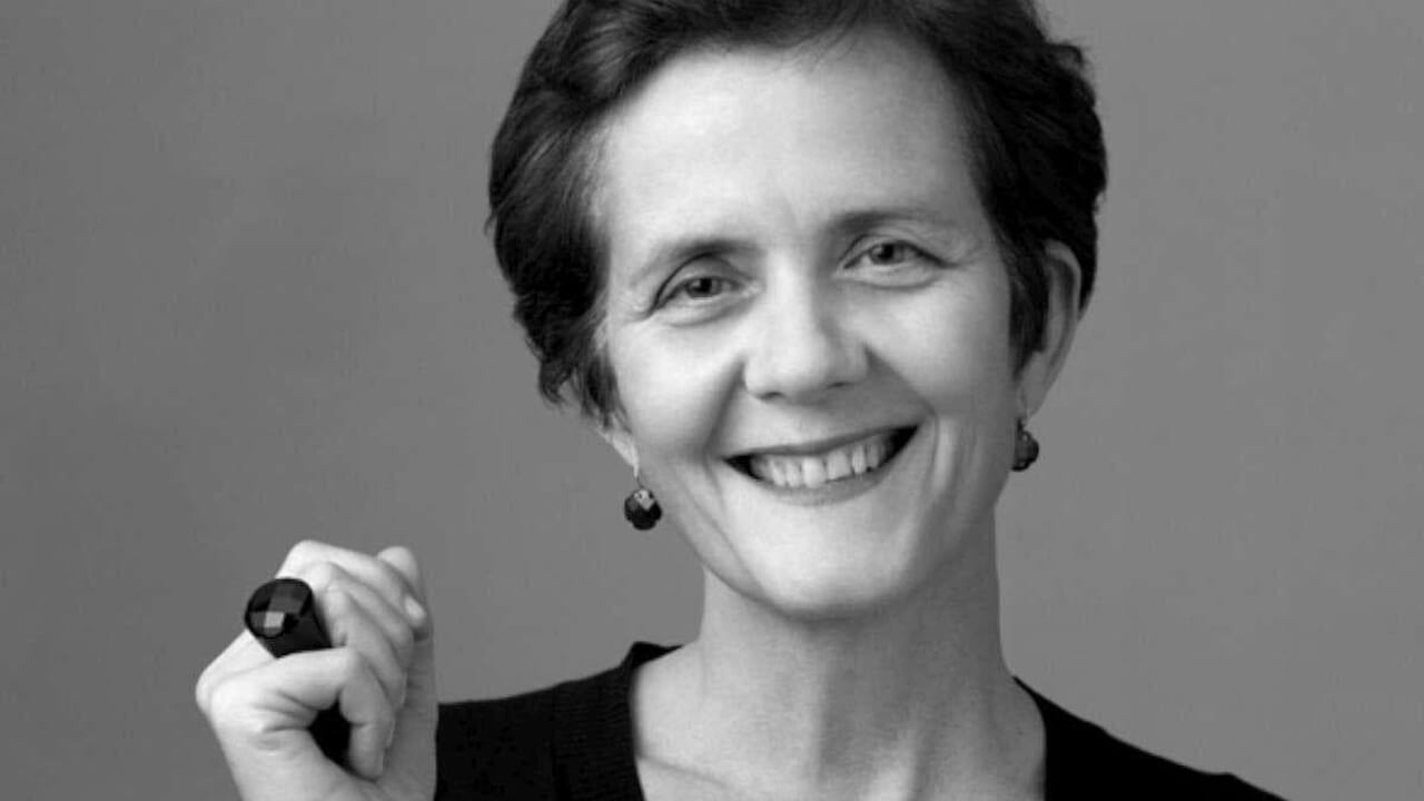 Restlessness and a hostile house in Yolaine DXTreau's psychological thriller