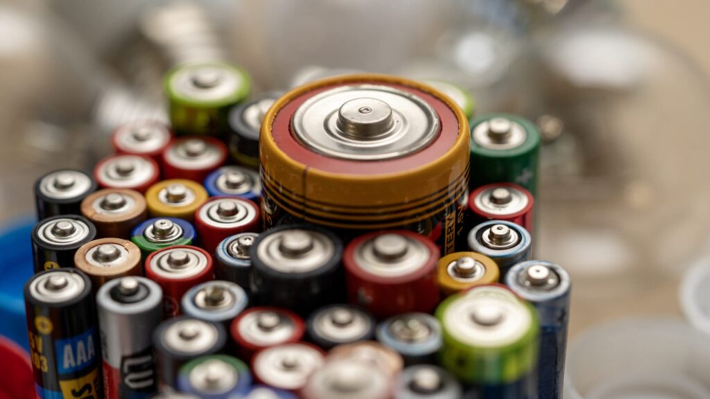 Rechargeable magnesium batteries: what they are, how they work and what they are used for