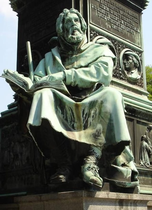 Statue of Waldo of Lyons (Wikimedia Commons)