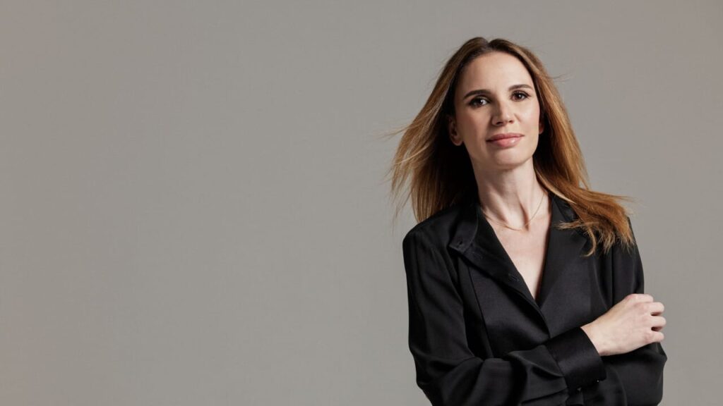 "Sin"the new series with Emanuela Fanelli set in 2049: VIP guests, plot and when it comes out