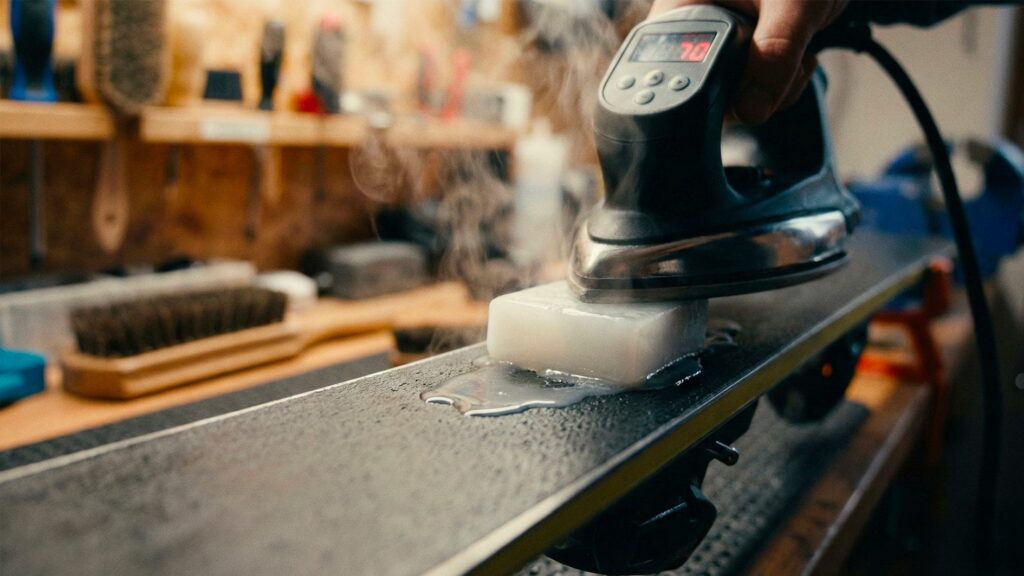 Why putting wax on your skis and snowboards is important: what it is for, when to use it and how