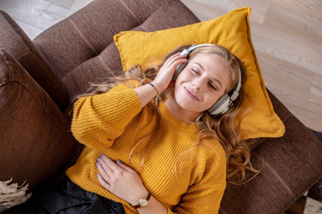 In Italy we listen to more and more music: that's how much