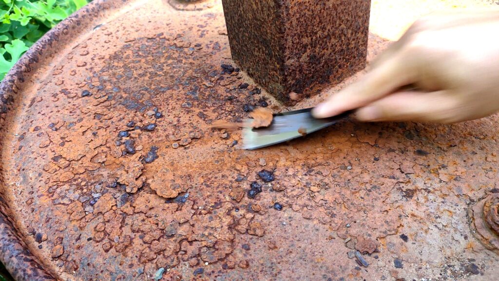 Remove rust from surfaces effectively: mechanical and chemical remedies
