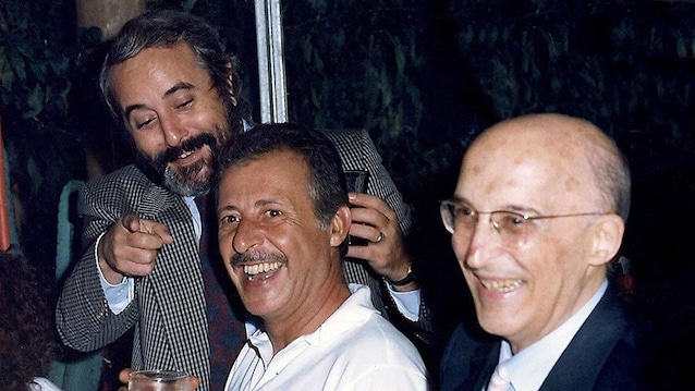 Falcone, Borsellino and Caponnetto in 1986 (Wikimedia Commons)