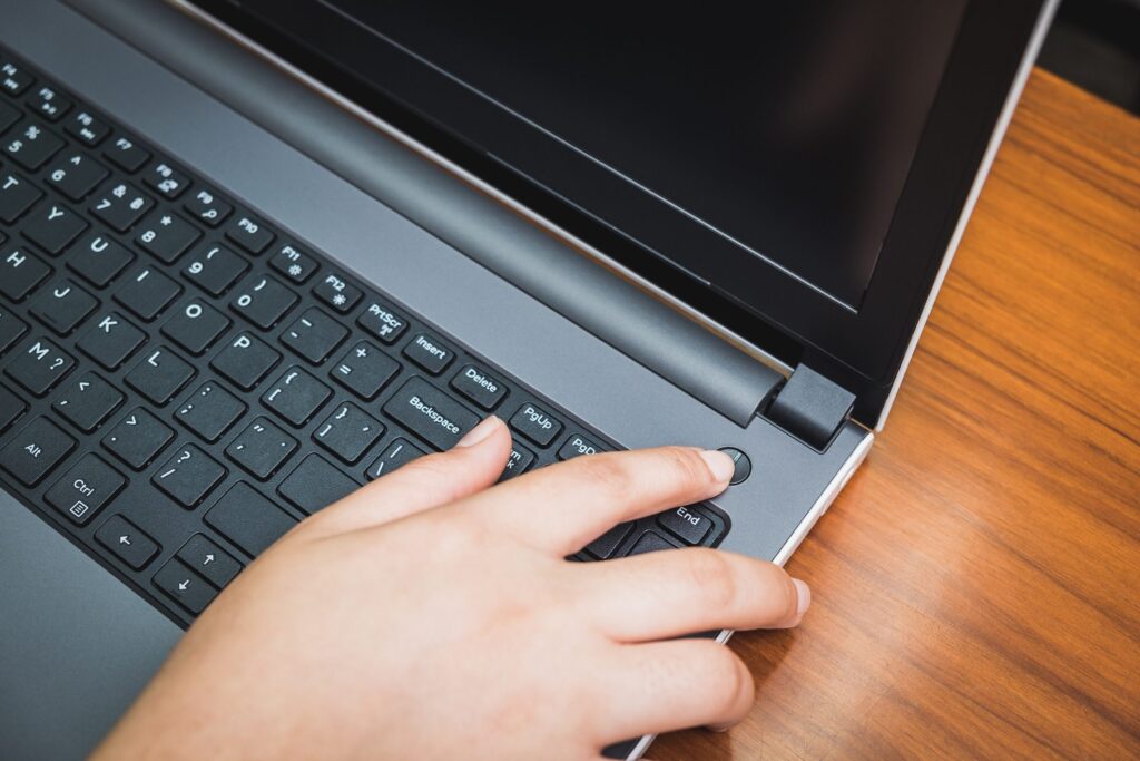 Turning off your PC at least once a week is important: here are the reasons