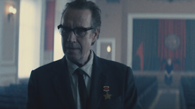 Rhys Ifans in Star City