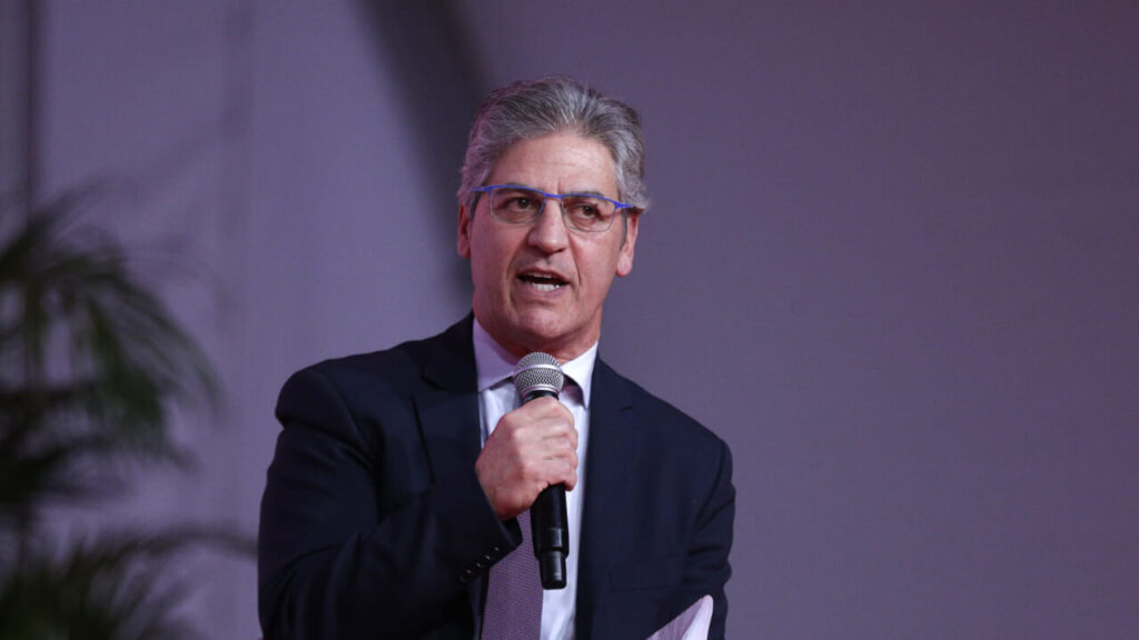 All the reasons for Paolo Petrecca's crazy commentary