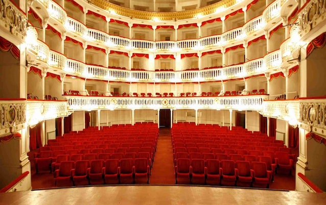 theatre-sannazaro-naples