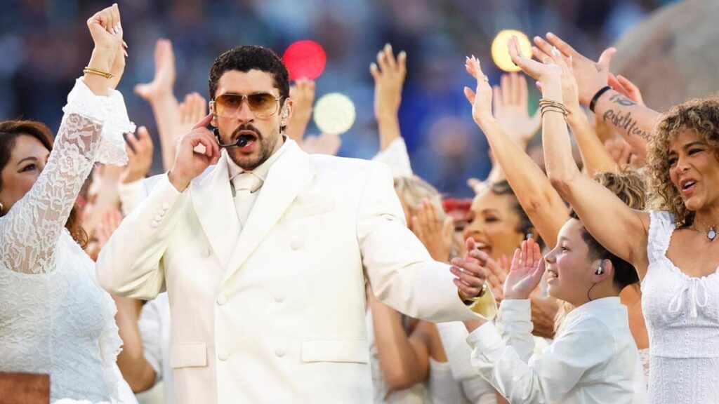 No, I say: have you seen Bad Bunny? A show like the one in Italy would be impossible