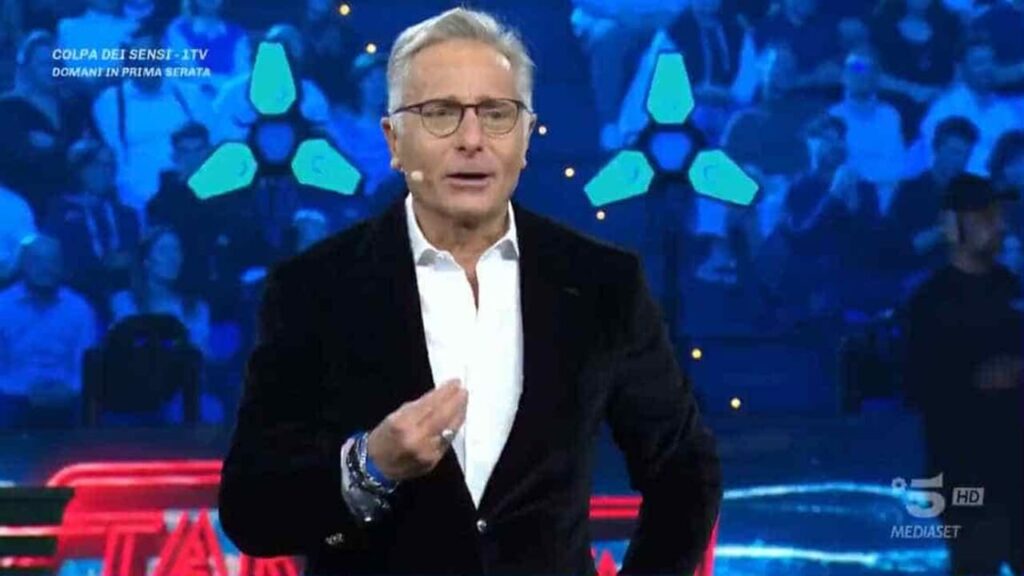 Taratatà, the report cards: Bonolis a talkative Marzullo (5), Panariello and 'the ugly wife' (4), the eternal disbelief of Max Pezzali (9)